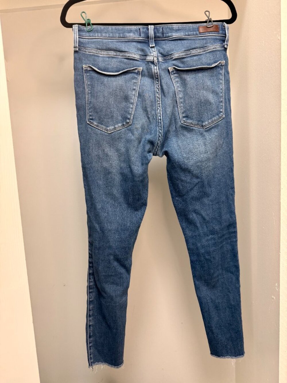 Abercrombie & Fitch - High Rise Jean Legging - Size 30" / 10 Short - 26" Inseam - Picture 4 of 11